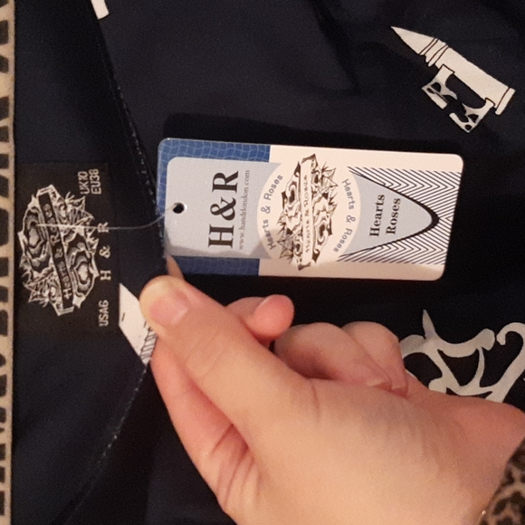 Hearts & Roses Dress size 6 - Picture 2 of 6